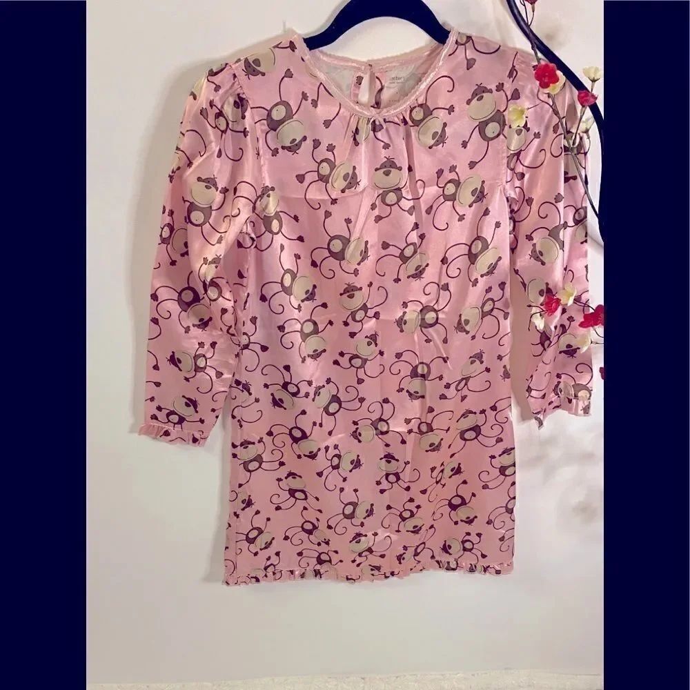 Carter’s long sleeve night gown for women Size L